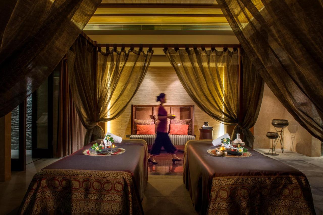 Pullman Oceanview Sanya Bay Resort & Spa ภายนอก รูปภาพ
