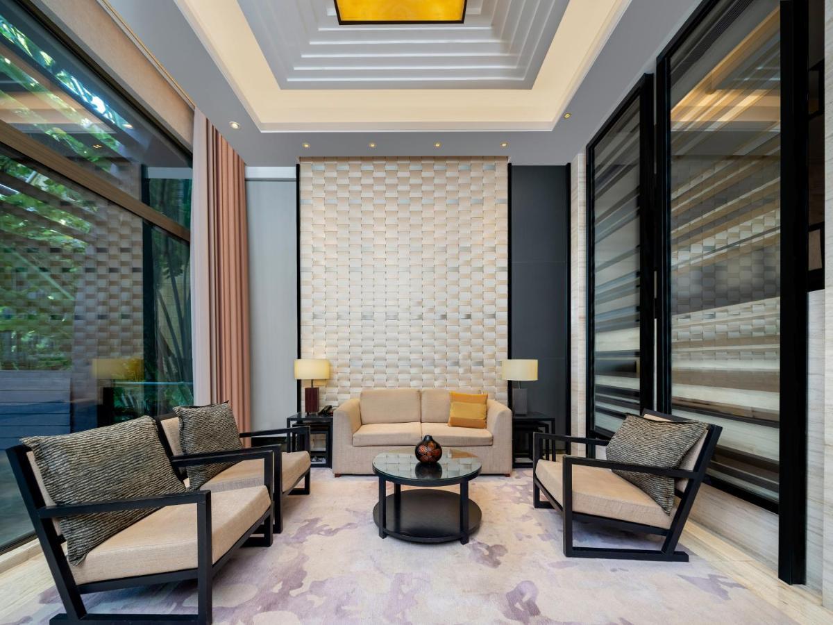Pullman Oceanview Sanya Bay Resort & Spa ภายนอก รูปภาพ