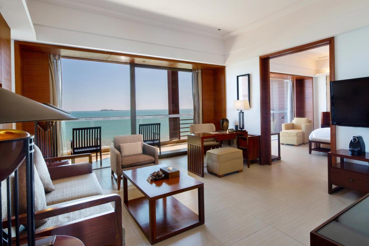 Pullman Oceanview Sanya Bay Resort & Spa ภายนอก รูปภาพ