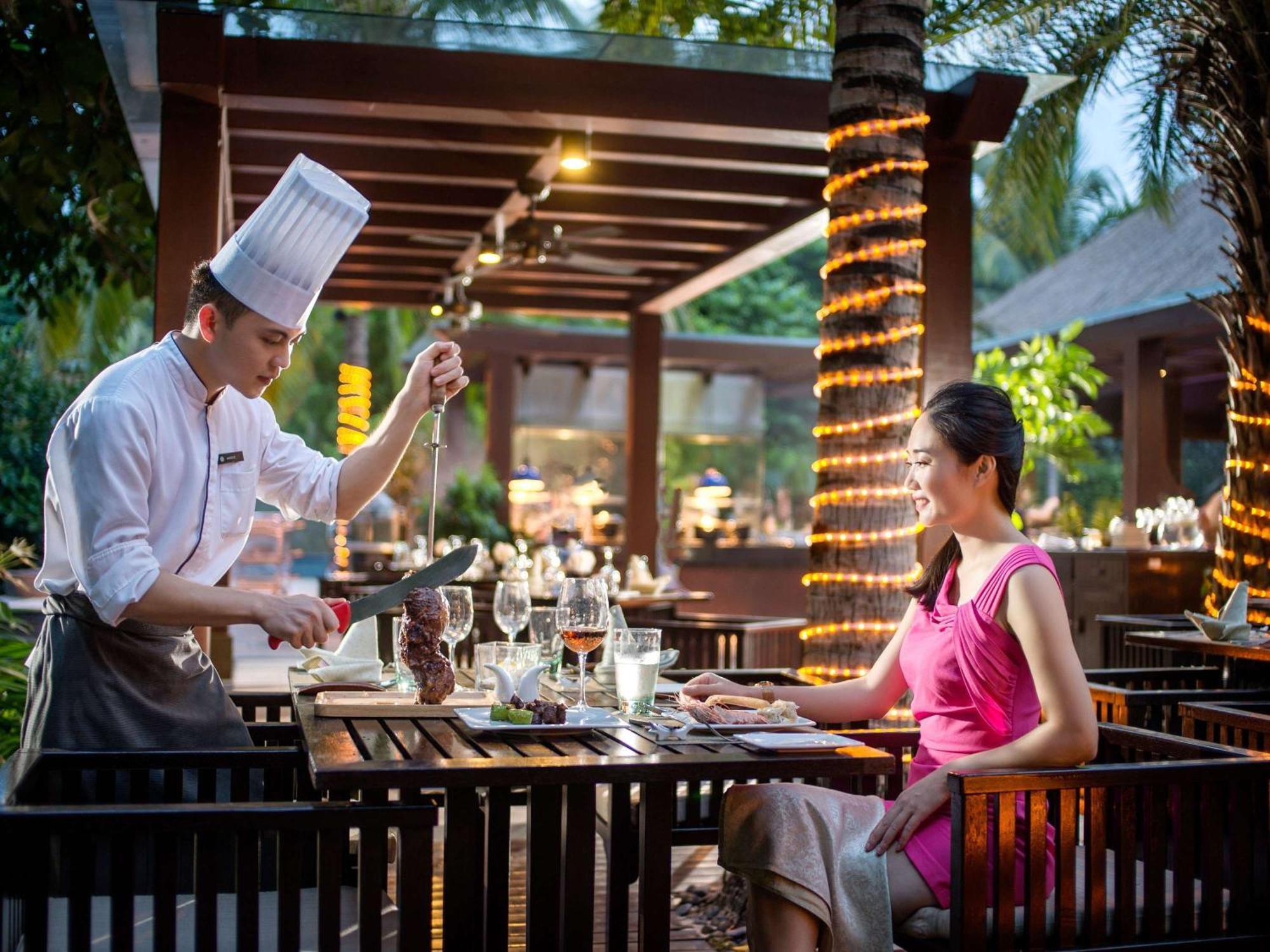 Pullman Oceanview Sanya Bay Resort & Spa ภายนอก รูปภาพ