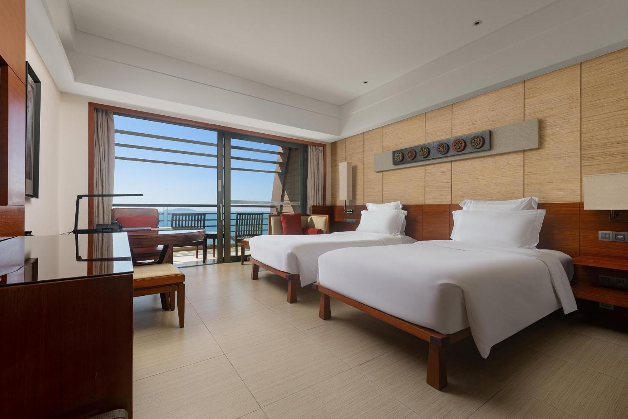 Pullman Oceanview Sanya Bay Resort & Spa ภายนอก รูปภาพ